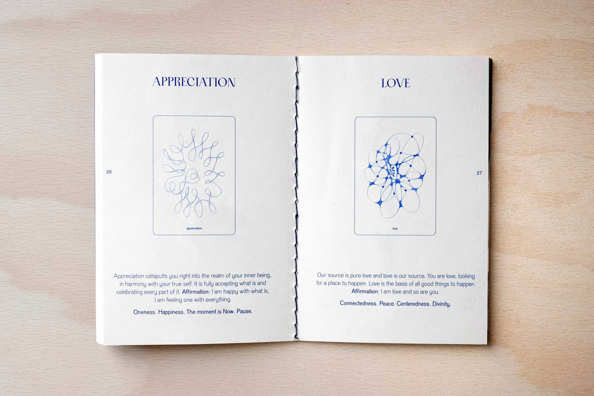 Wisdom Cards, aufgeschlagenes Booklet